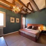 Ca Cornelia - A Rooftop Terrace With Dazzling View